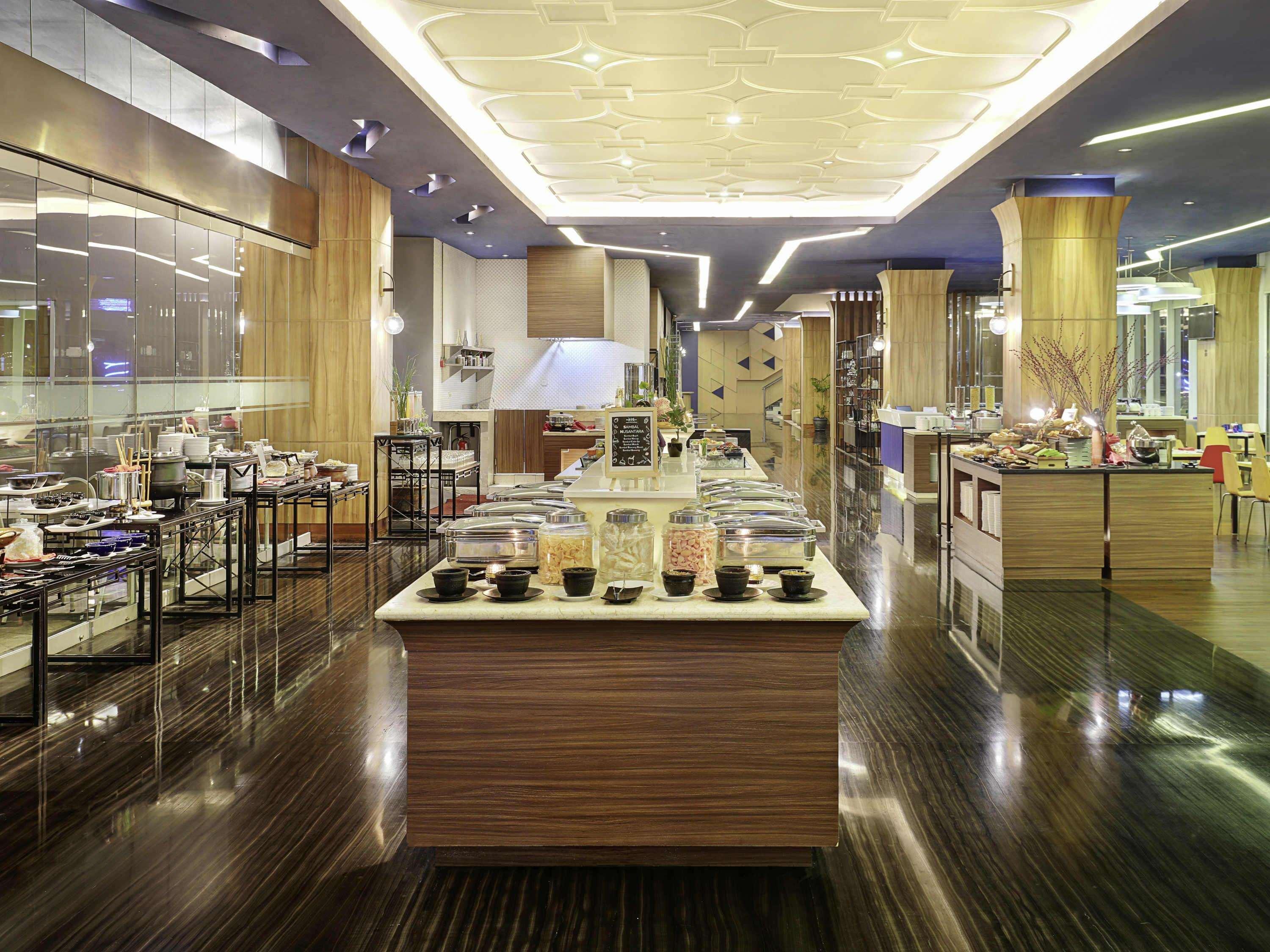 Mercure Bandung Nexa Supratman Eksteriør billede