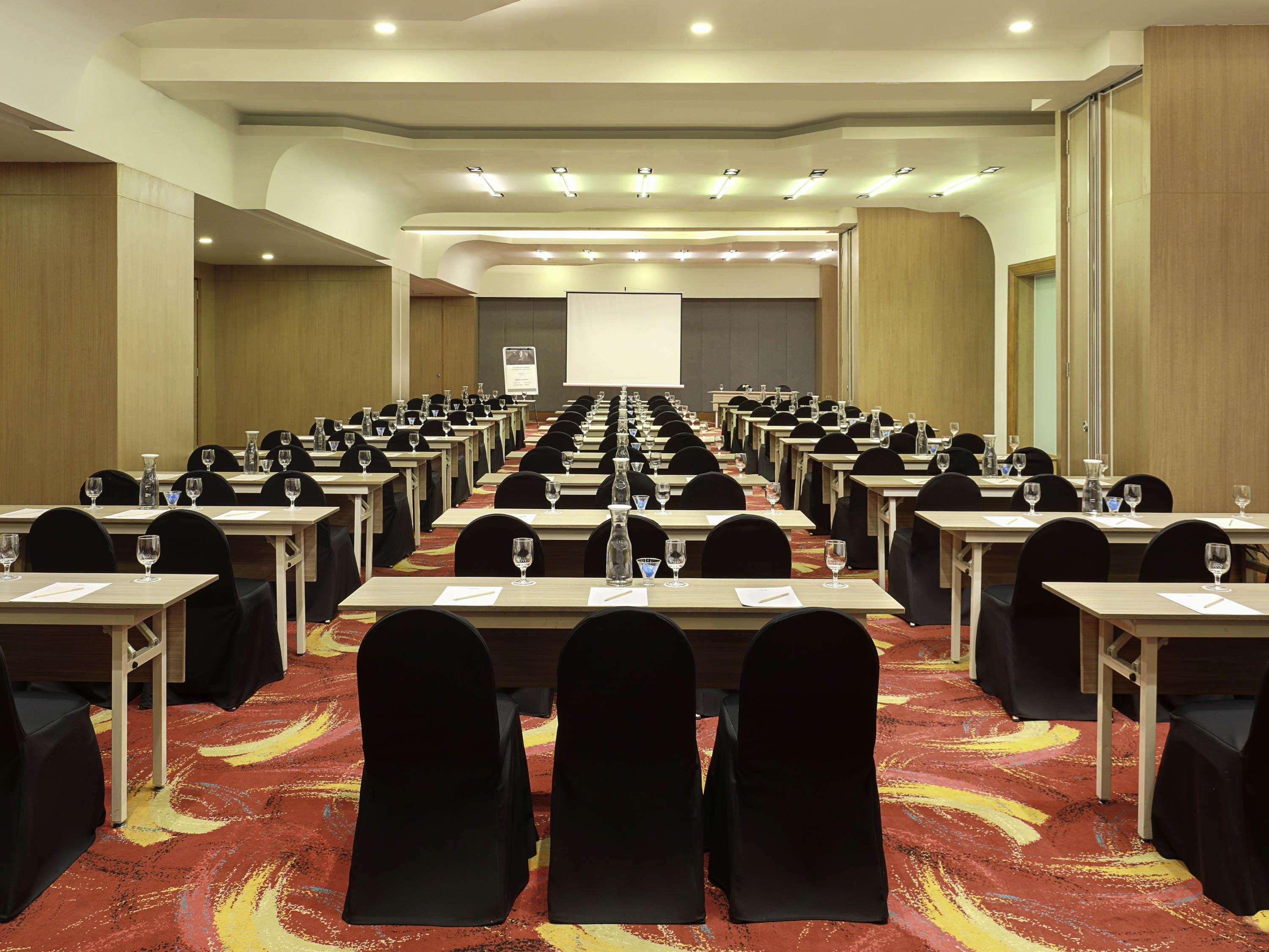 Mercure Bandung Nexa Supratman Eksteriør billede