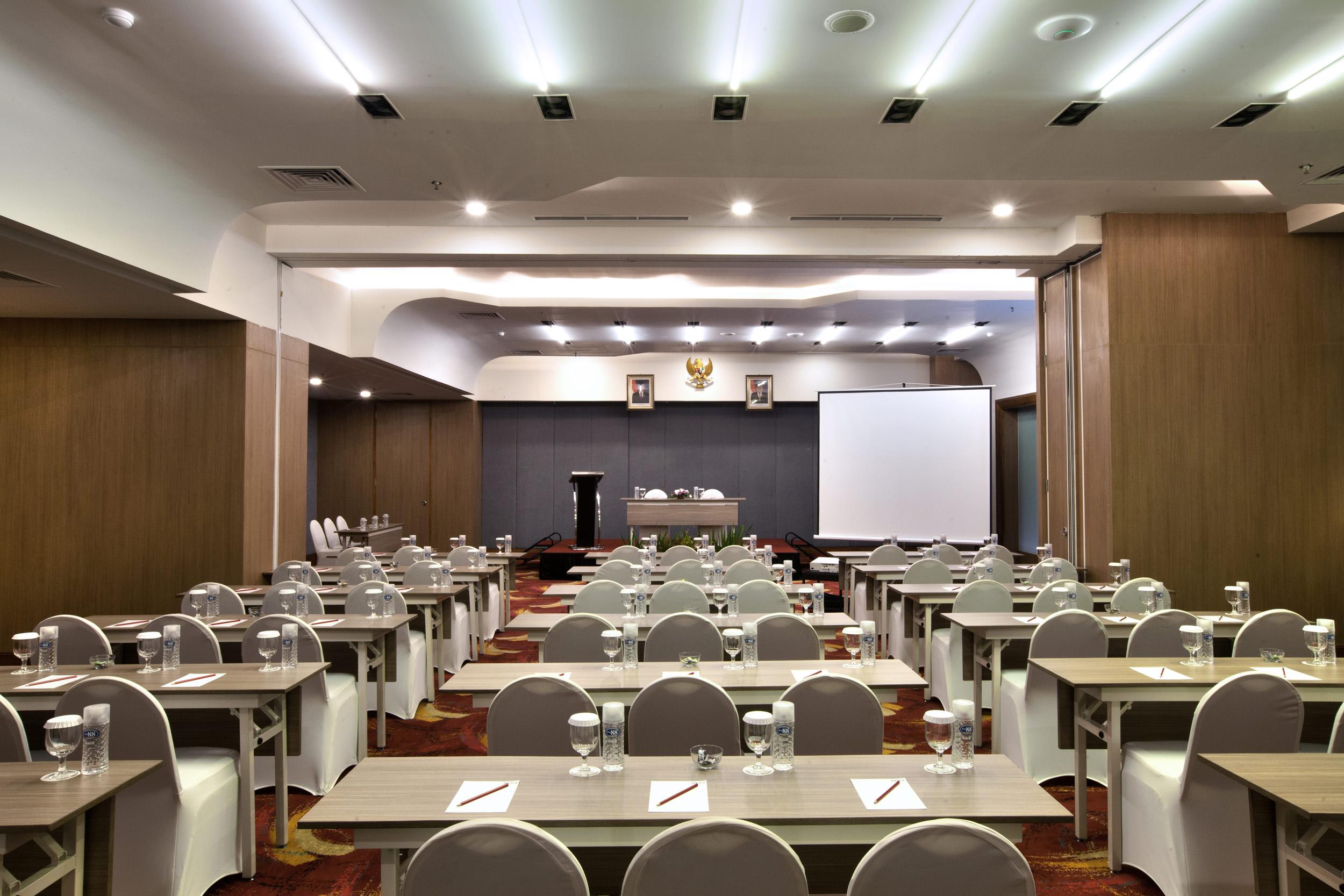 Mercure Bandung Nexa Supratman Eksteriør billede