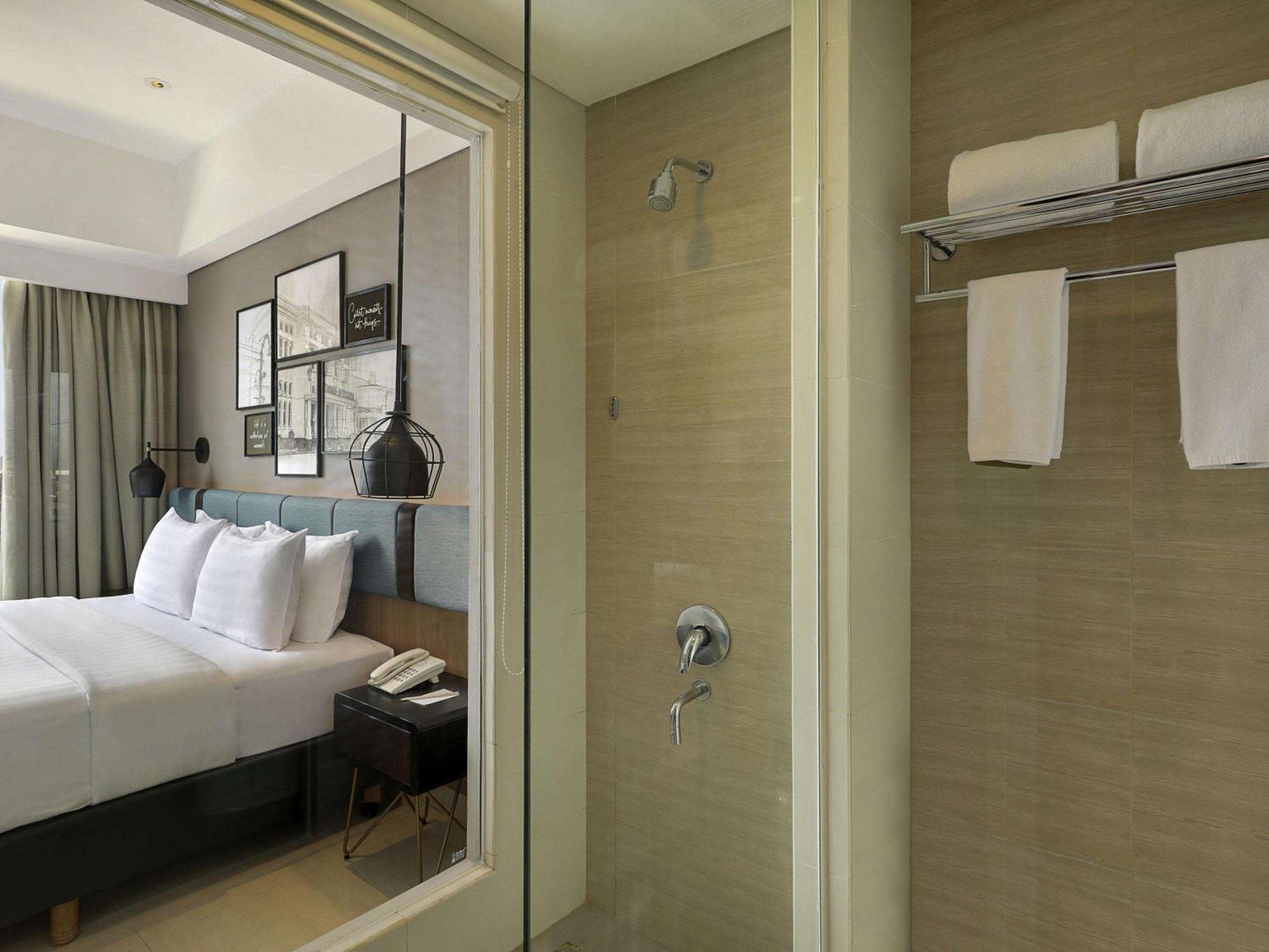 Mercure Bandung Nexa Supratman Eksteriør billede